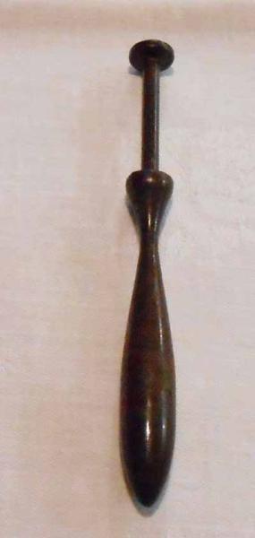 Danish bobbin 10,5 cm plastic