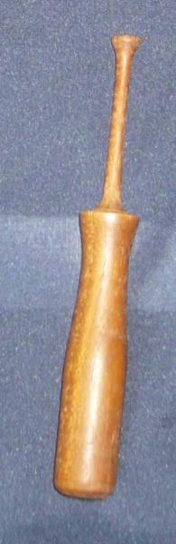 Klöppel ca 11,5 cm lang dunkleres Holz