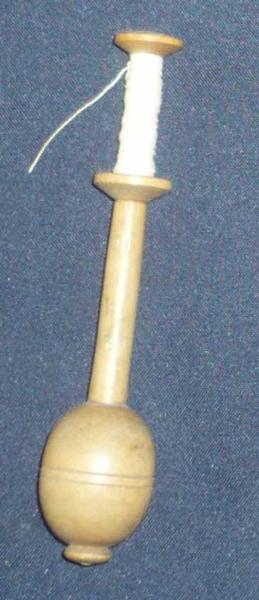 old bobbin 10,2 cm