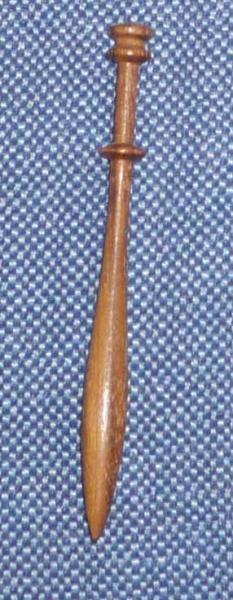 Schweizer Klöppel 10,6 cm dunkles Holz Doppelkopf