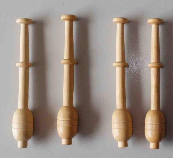 Palmholzklöppel ca 9 cm lang