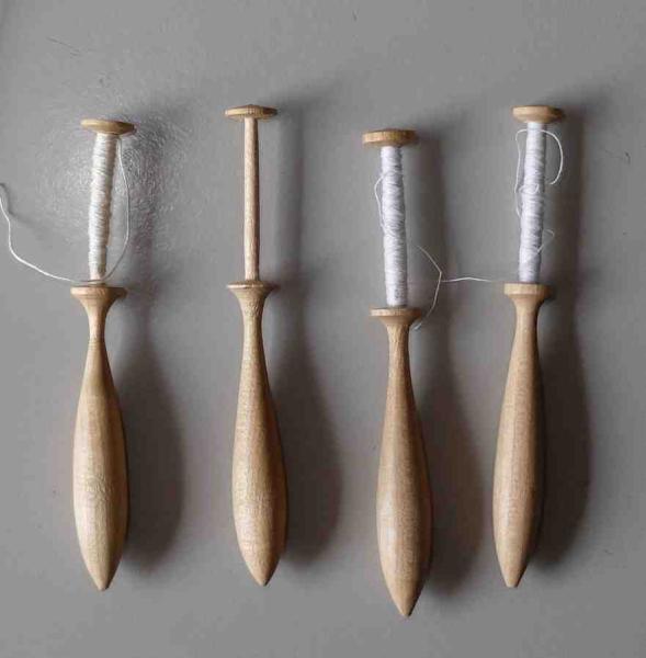 Set 4 dänische Klöppel  ca 10 cm lang