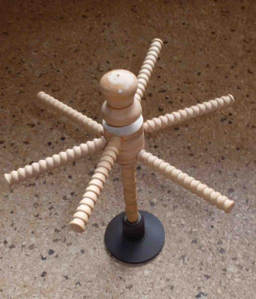 Ständer zum Klöppel sortieren