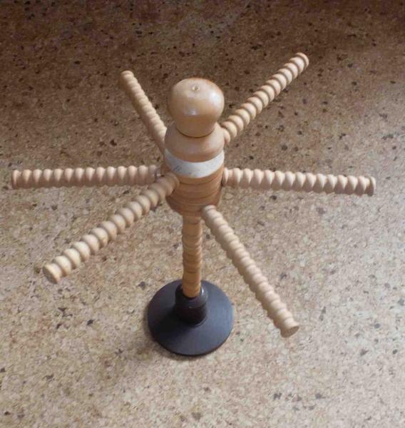 Ständer zum Klöppel sortieren