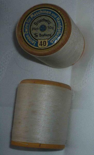 Gruschwitz Leinenzwirn 40/3  50 Gramm auf Holzspule