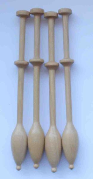 Flandrischer Klöppel ca 10,2 cm lang helles Holz
