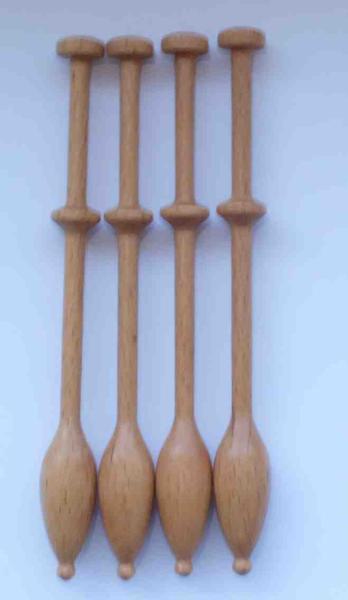 Flandrischer Klöppel ca 10,2 cm lang helles Holz
