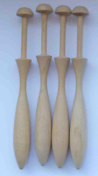 Dänischer Klöppel ca 10,5 cm lang helles Holz