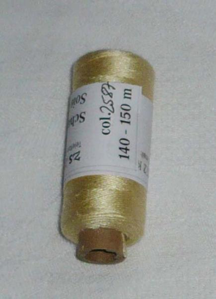 No. 2587 Schappe Silk 10 gramm