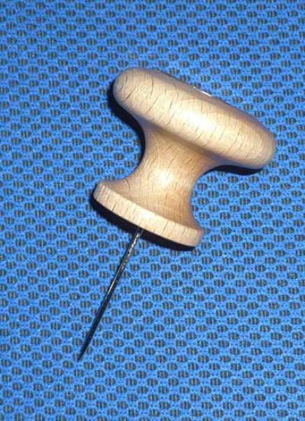 Magnet mit Nadel