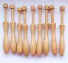 Set 9 dickere Klöppel 12 cm helles Holz